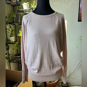 Elegant Light Pink Crew Neck Sweater